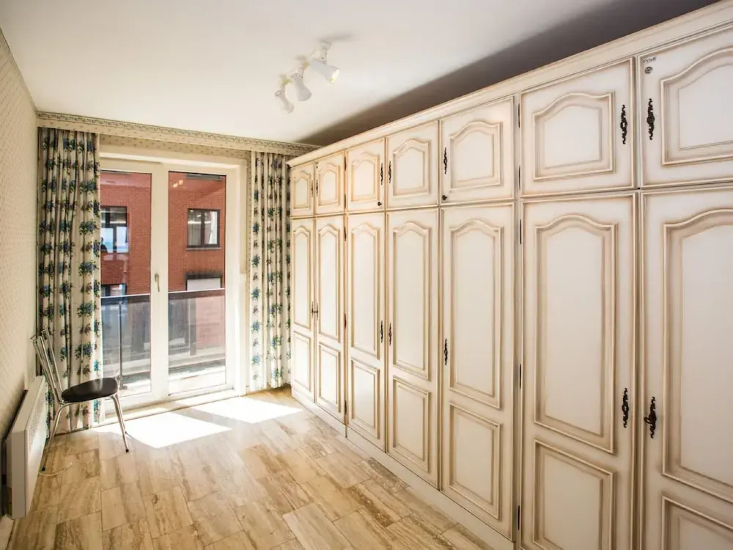 Charming Apartment With sea View