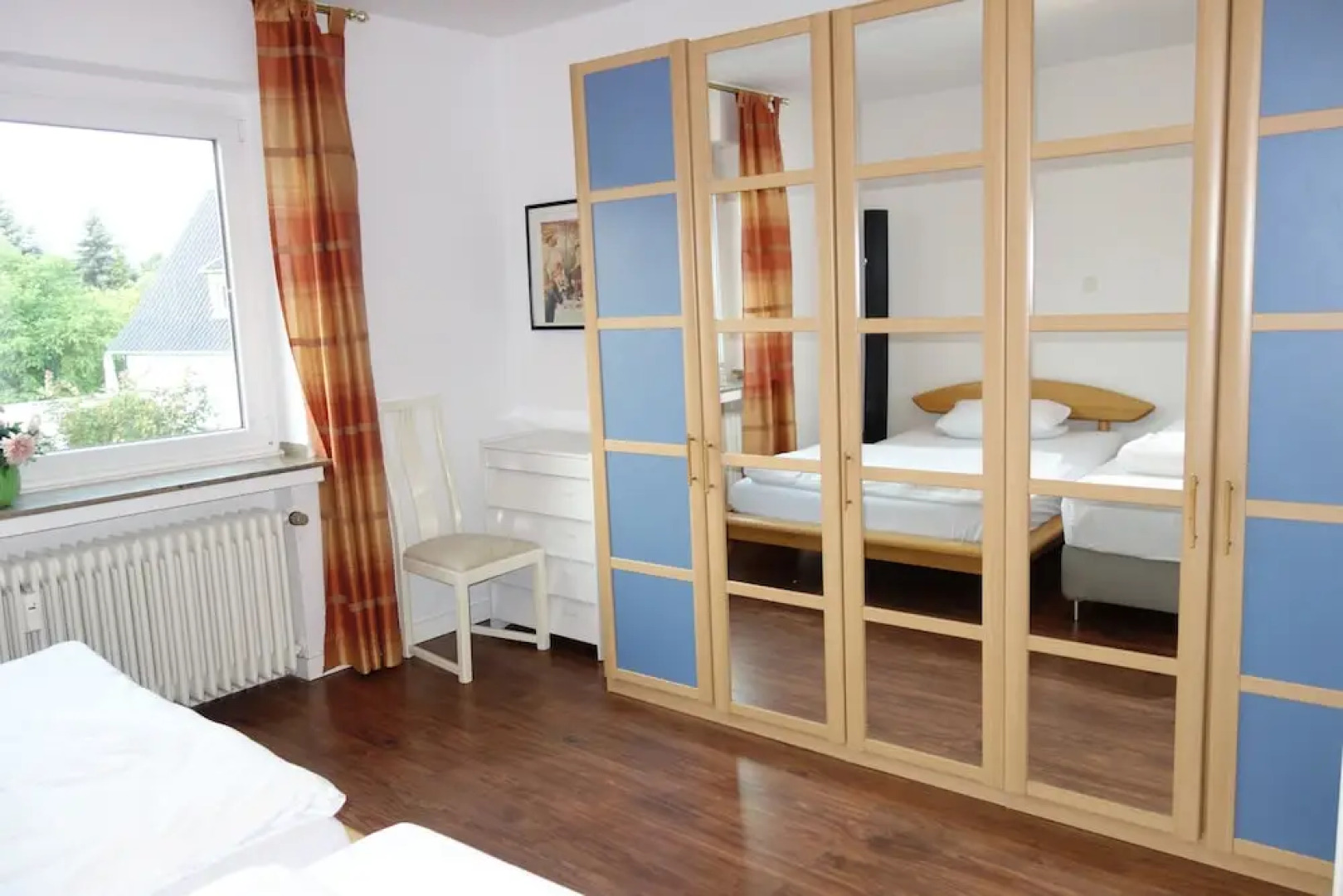 Tolstov-Hotels Large 3 Room Apartment