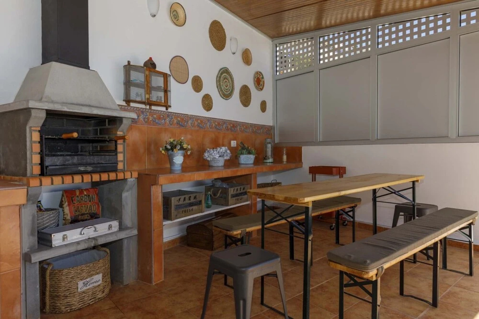 Modern & Chic Loft Apt. *Terrace *BBQ *Parking