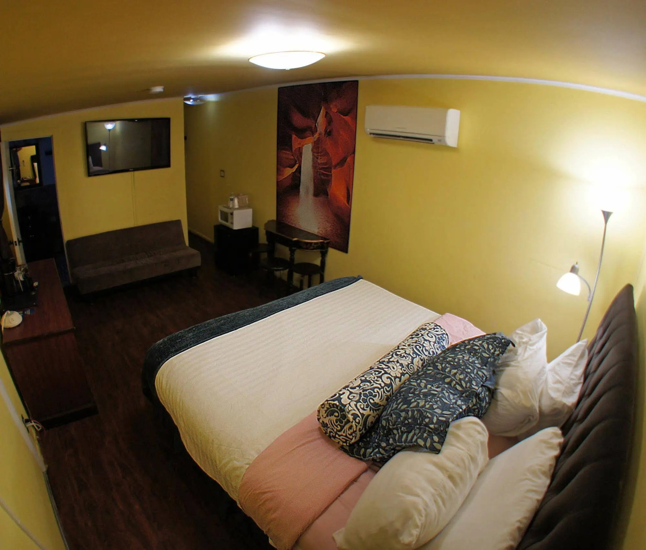 Pegasus International Hotel