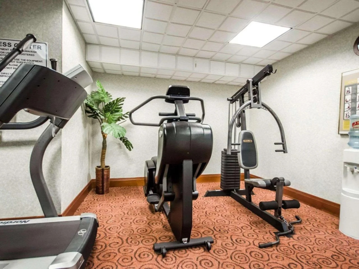 Quality Inn & Suites Sellersburg - Louisville Area