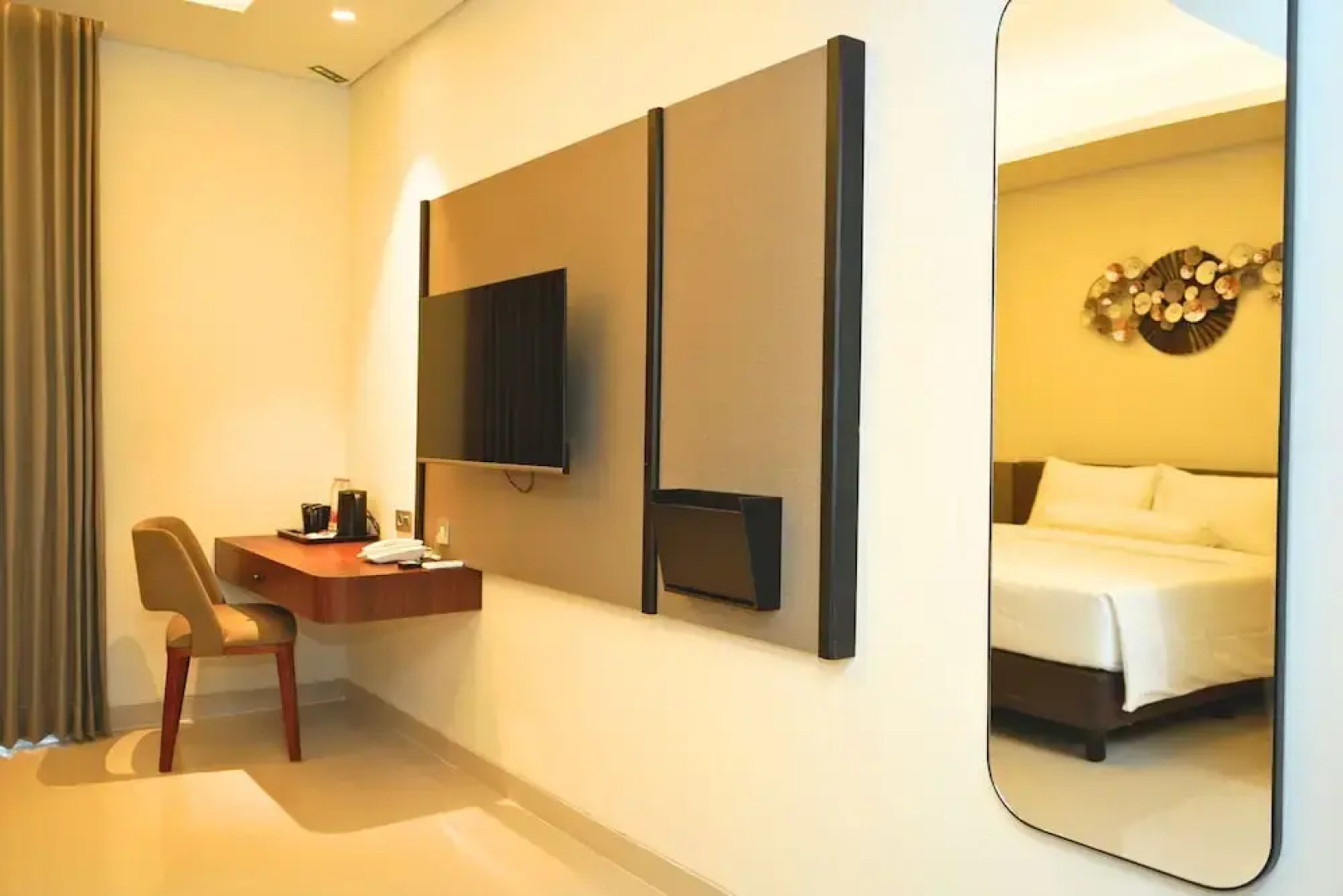 Azana Garden Hill Resort Blora