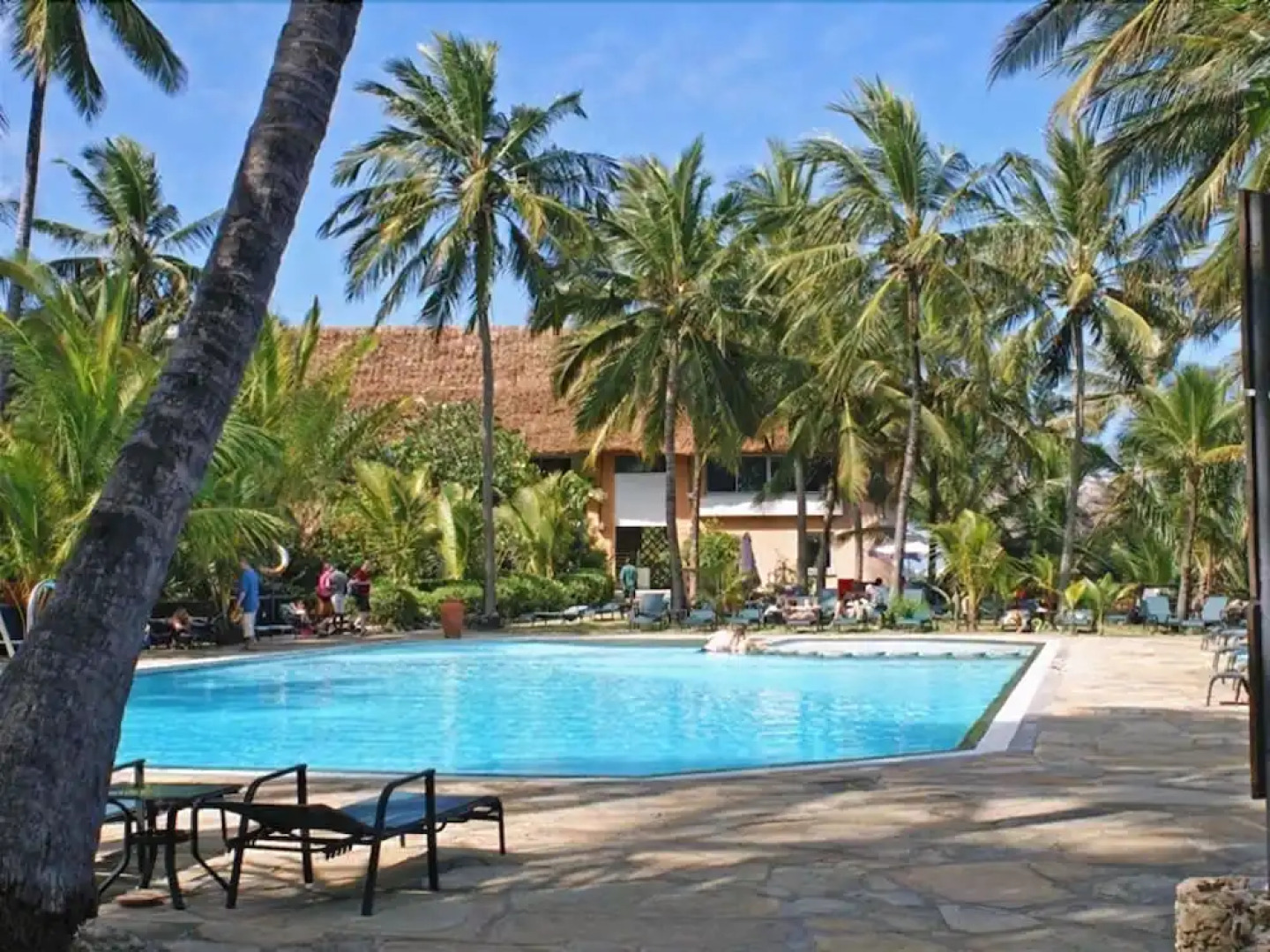 Bahari Dhow Beach Villas