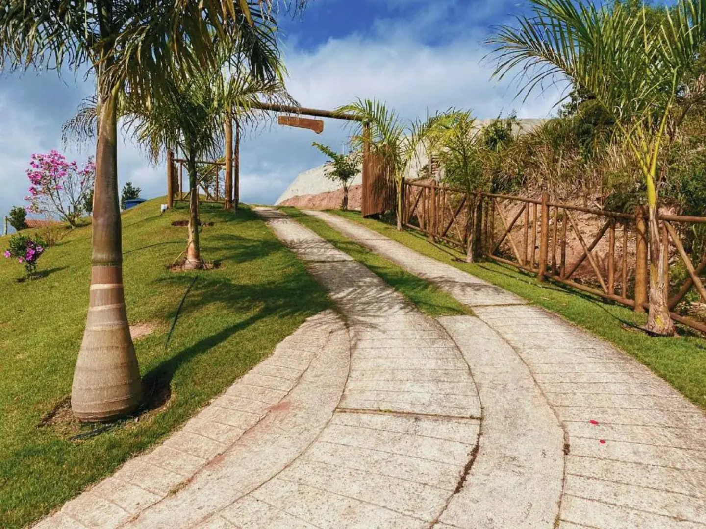 Casa de Campo no Caravaggio ao lado da Cervejaria Três Santas