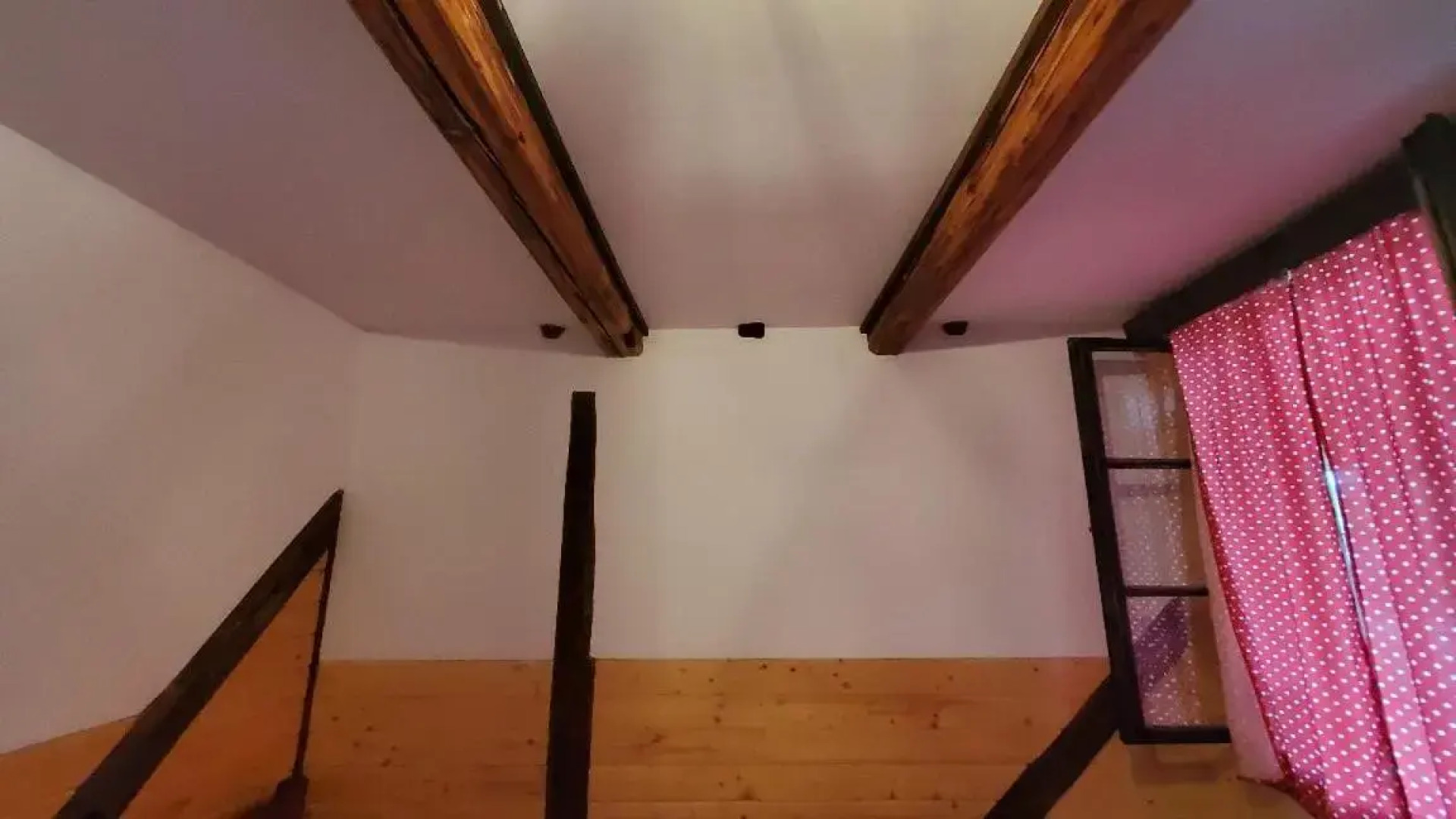 Casa Rustic Fehér & Fekete Vendégházak