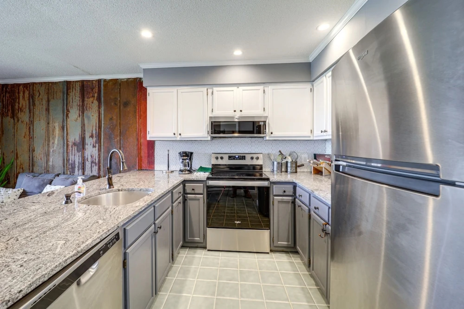 Resort Amenities: Beech Mtn Condo Near Skiing!