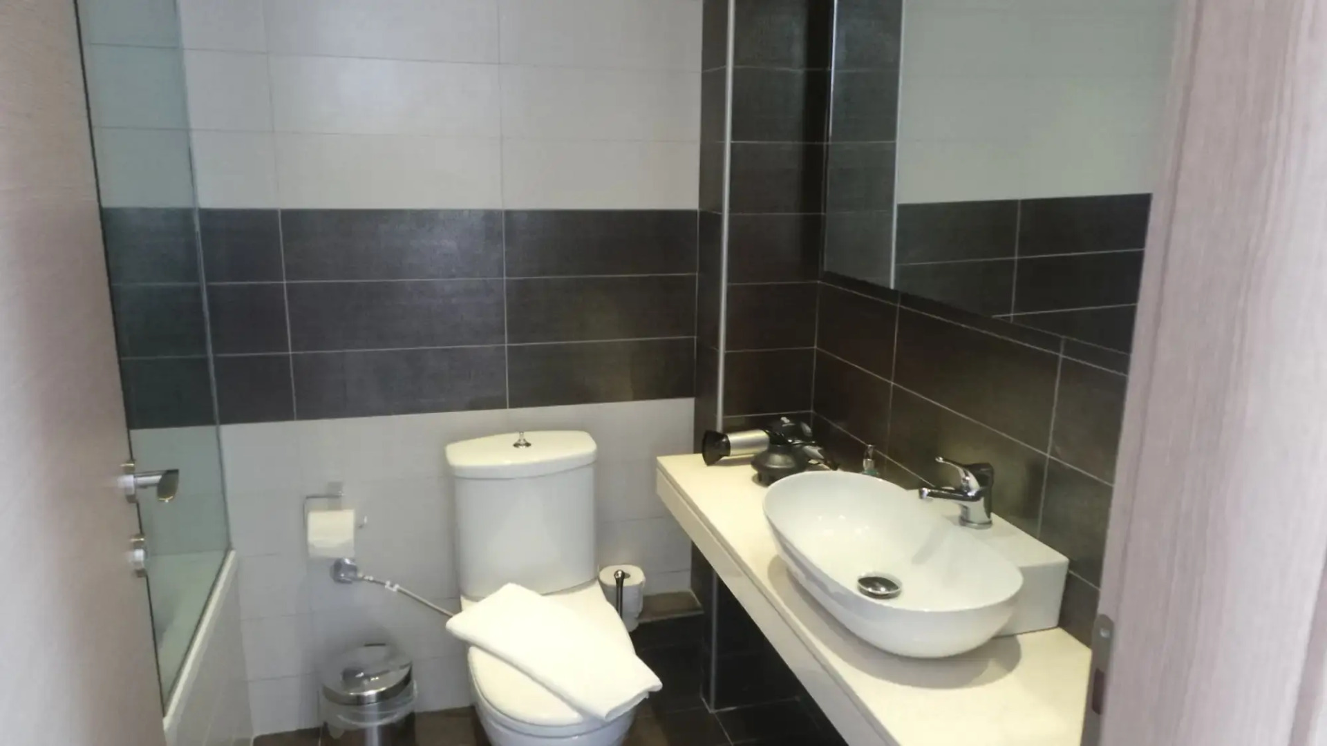 Niovi Boutique Apartments