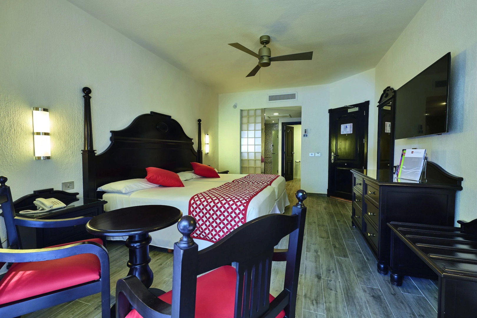 Hotel Riu Tequila - All Inclusive