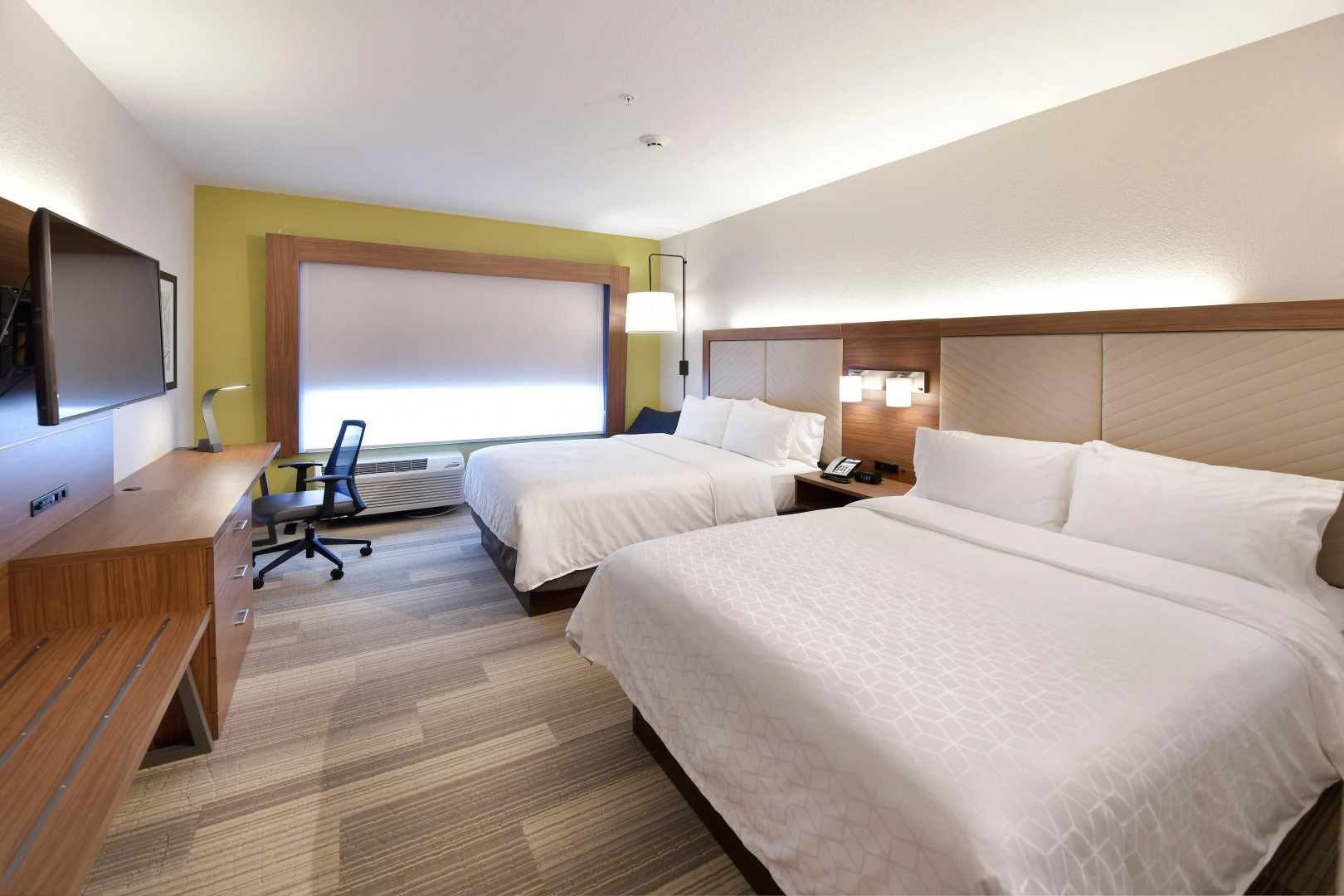 Holiday Inn Express & Suites Millersburg by IHG