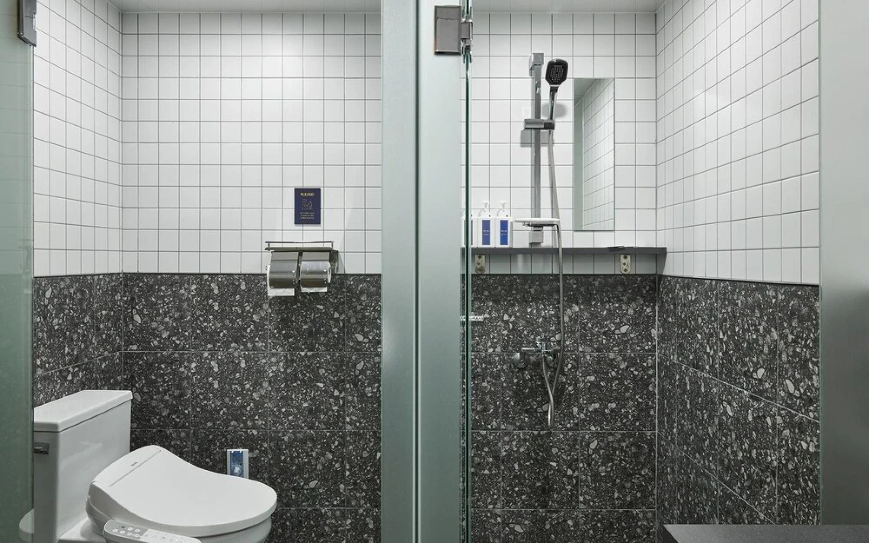 Seosan Lake Park Just Sleep Hotel