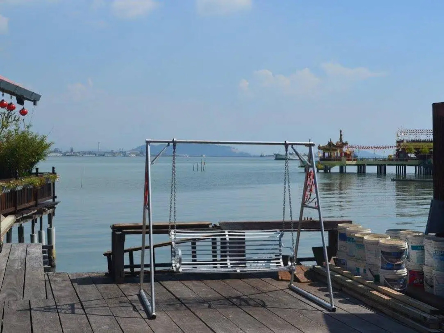 Hostel Silence Sea Library