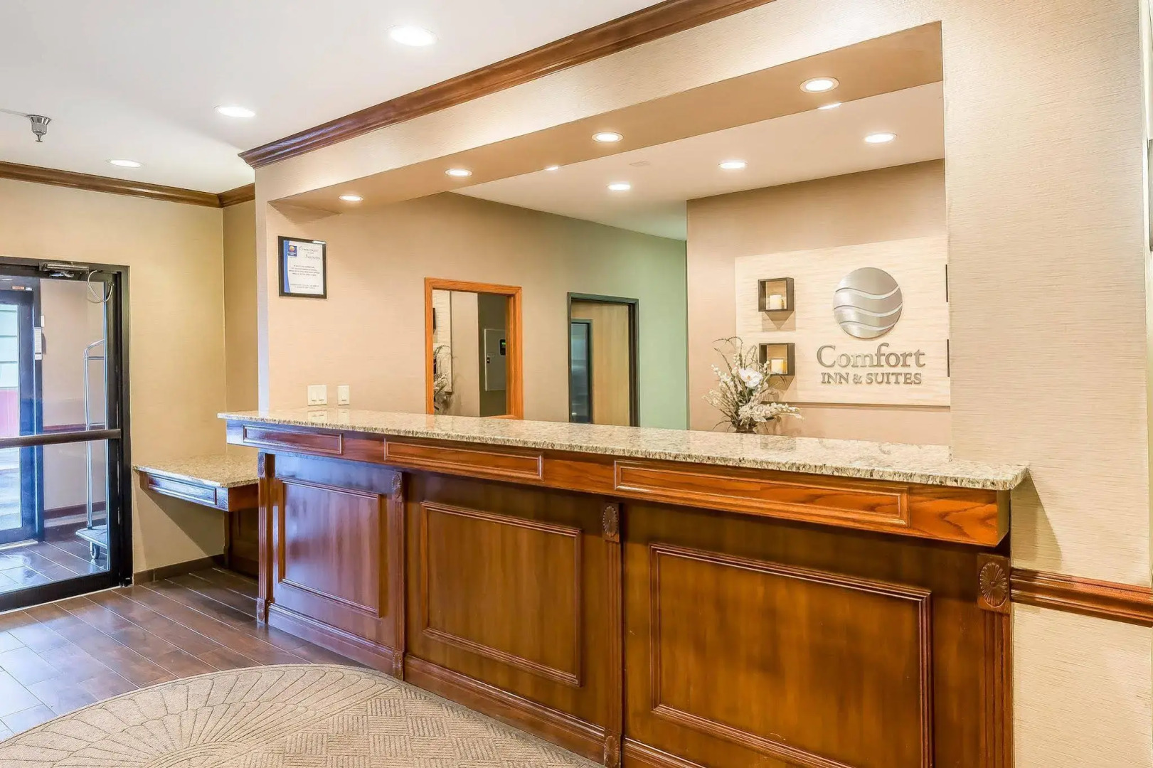 Comfort Inn & Suites