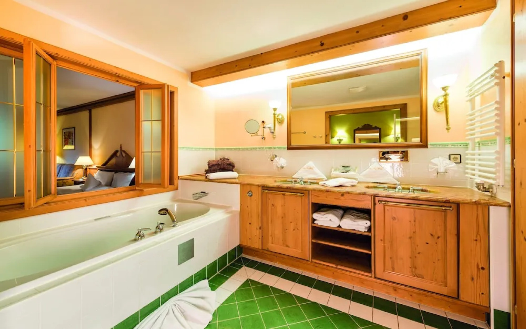 Wellnesshotel ...liebes Rot-Flüh