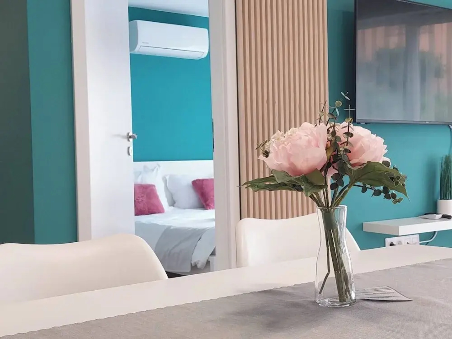 2 Bedroom Apartment and Free Relax Zone