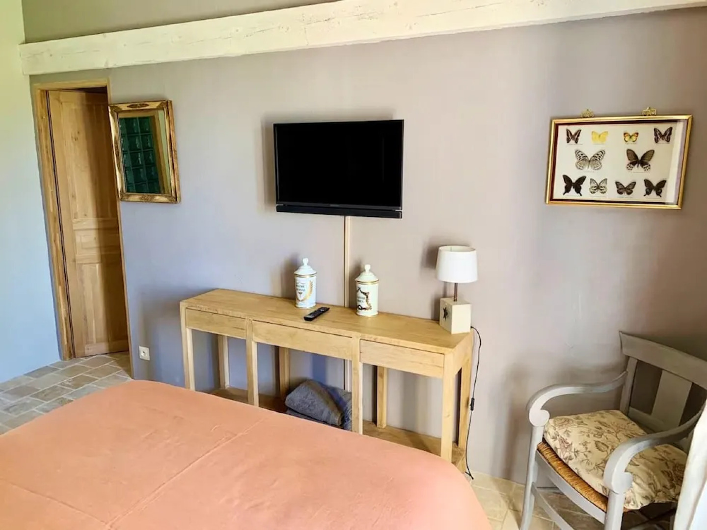 House With 3 Bedrooms in Roussillon, With Wonderful Mountain View, Shared Pool, Enclosed Garden