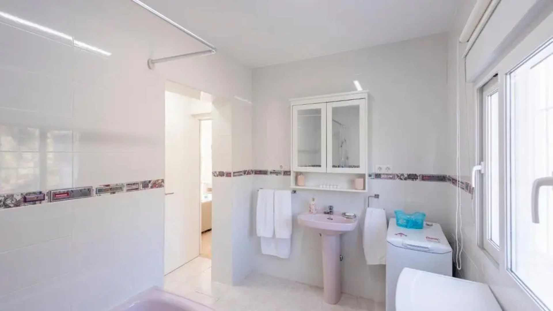 Villa Felicidad Sayalonga by Ruralidays