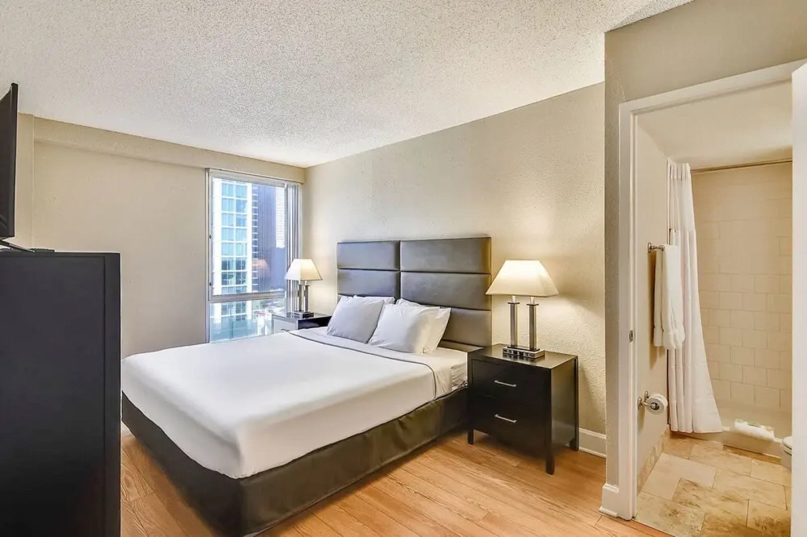 Stay Alfred on Fannin Street