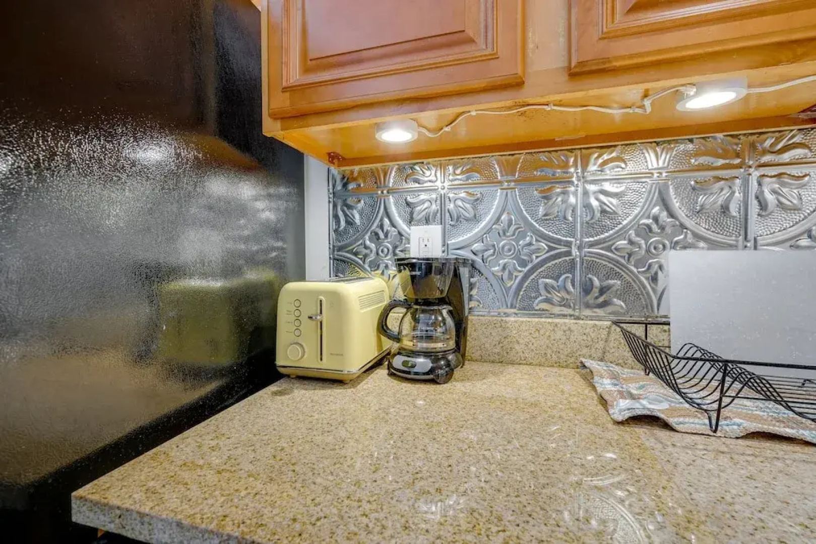 Asbury Park Condo < Half-mi to Beach & Boardwalk!