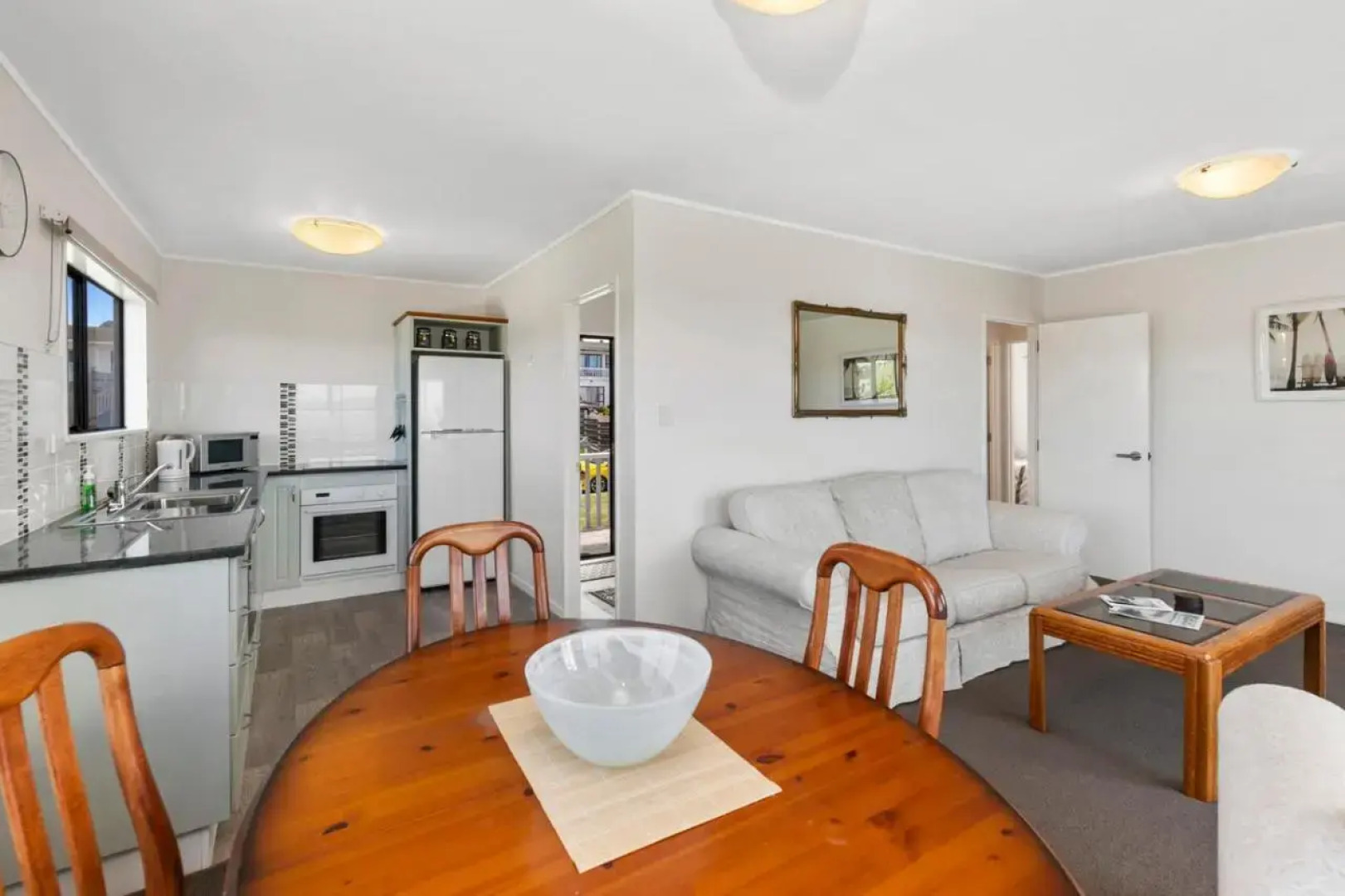 Snells Seaside Bach - Snells Beach Holiday Home