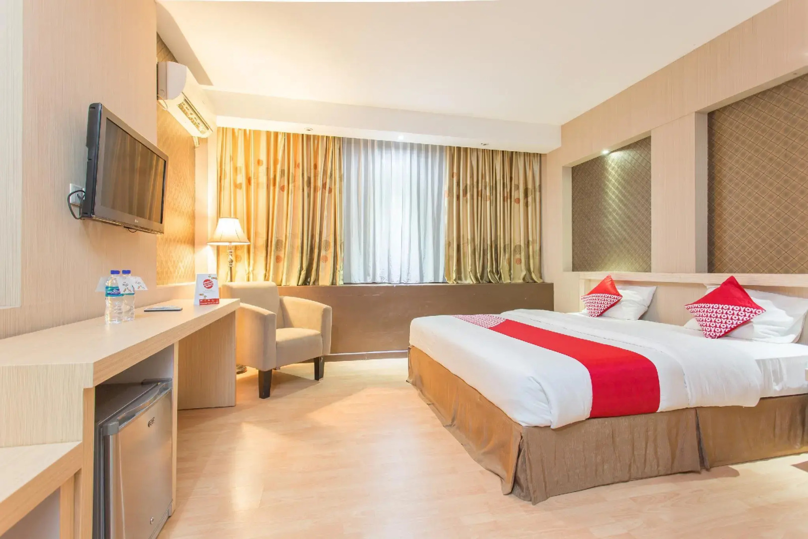 OYO 663 Hotel Sejati