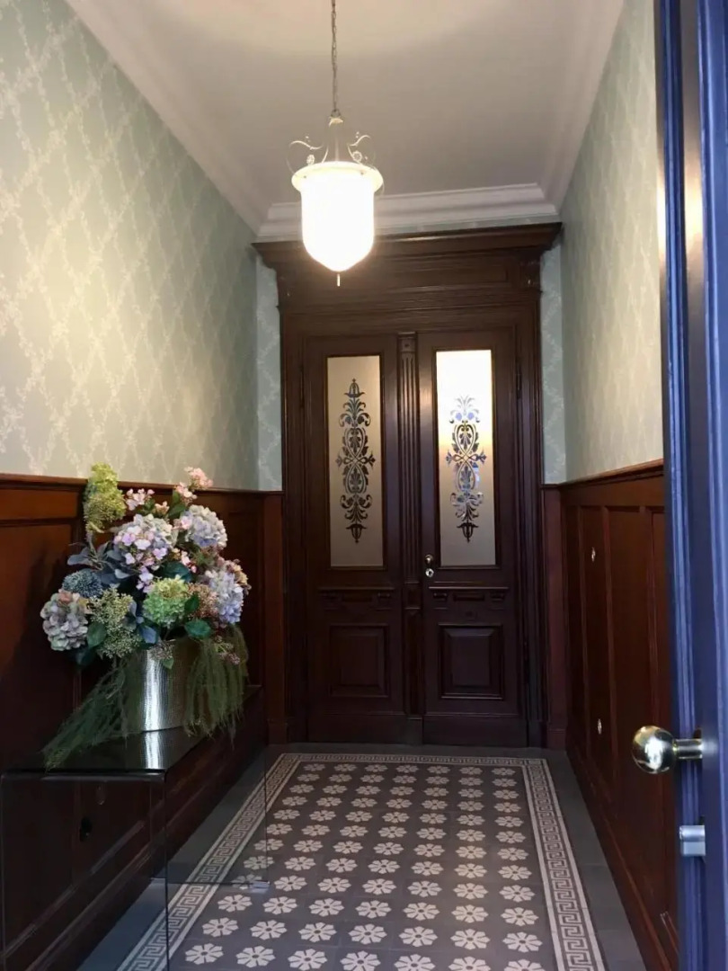 JETHON Studio-Appartement im Grünen