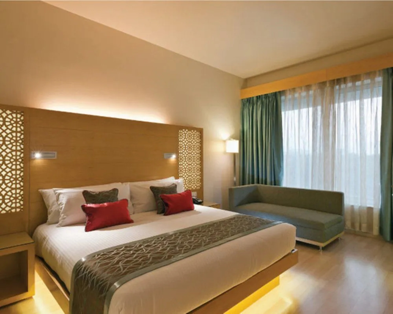 The Gateway Hotel GE Road