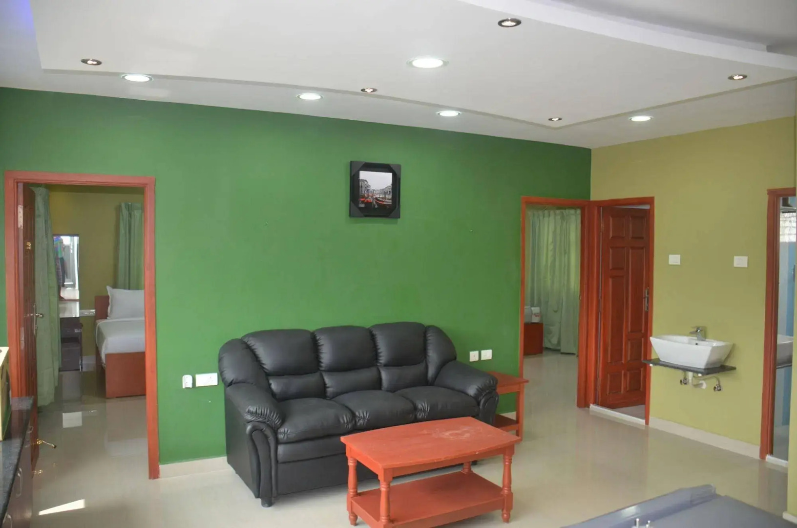 Max Classic Serviced Apartment