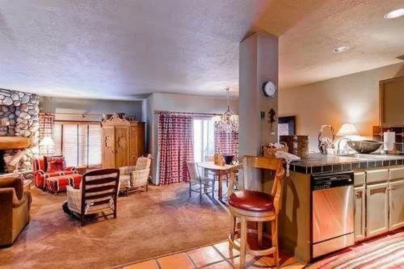 Summit Condominiums in Elkhorn by Alpine Lodging