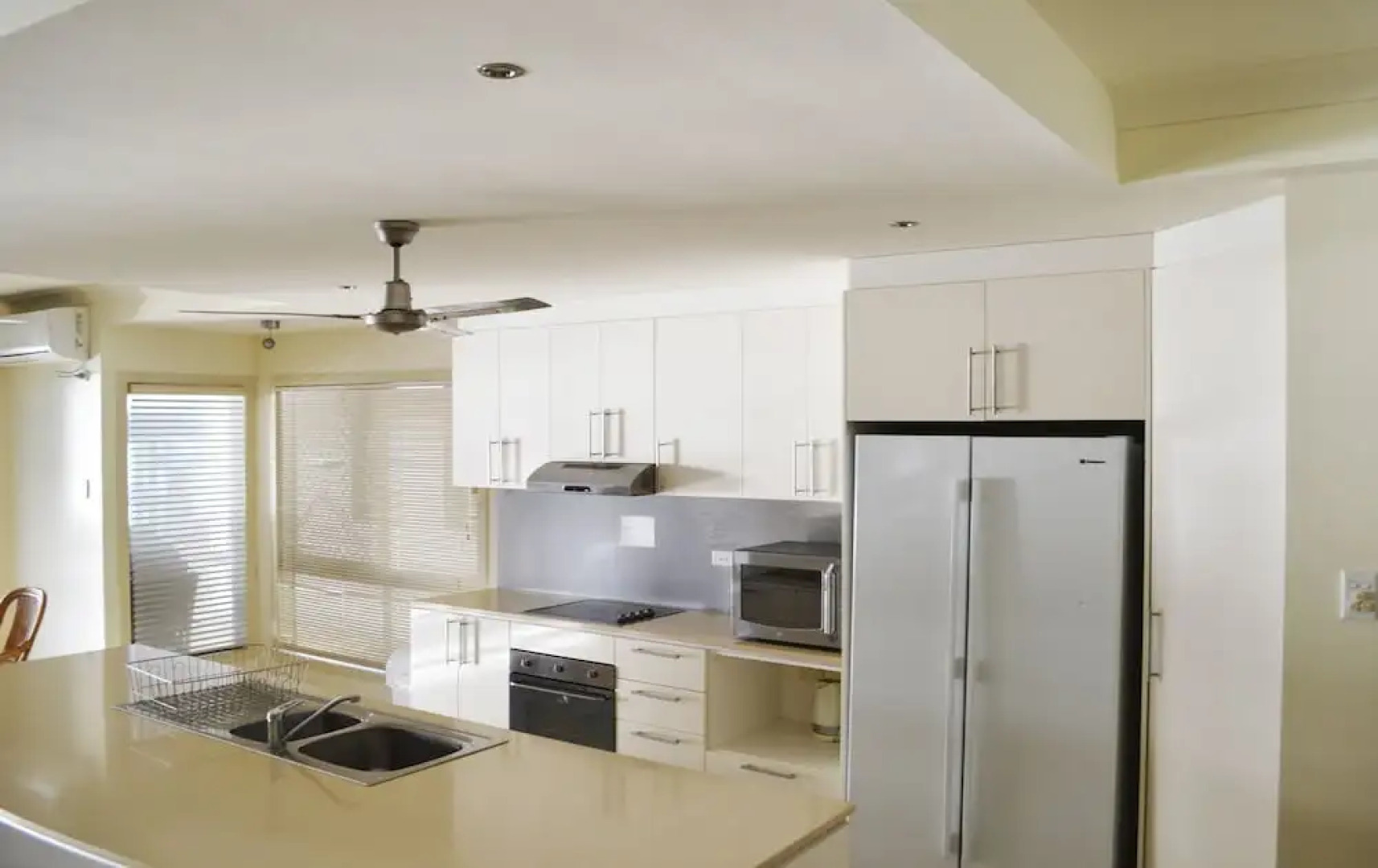 Hinchinbrook Marine Cove Resort