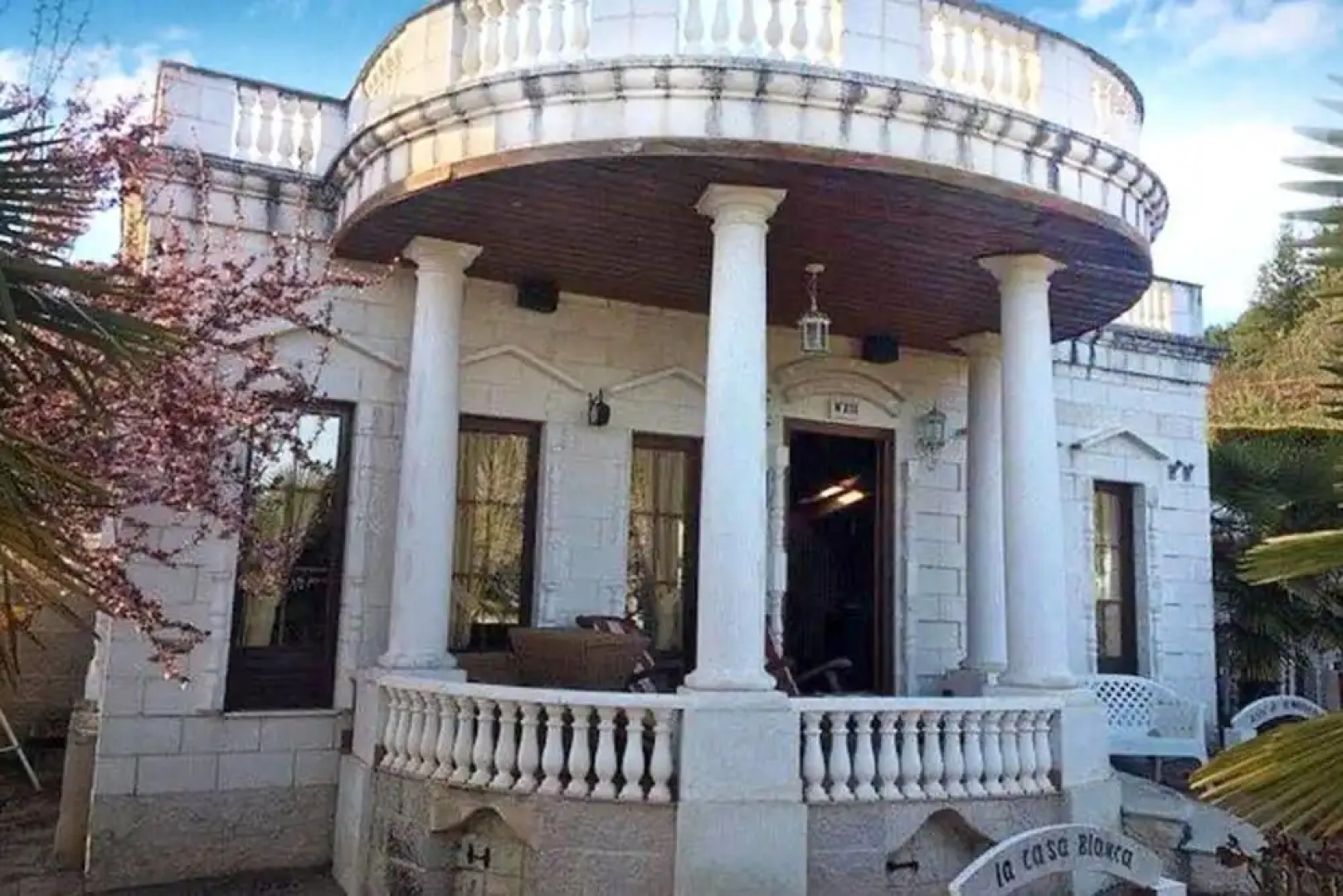 Chalet With 3 Bedrooms in San Miguel de Arganza, With Wonderful Mountain View, Private Pool, Enclosed Garden