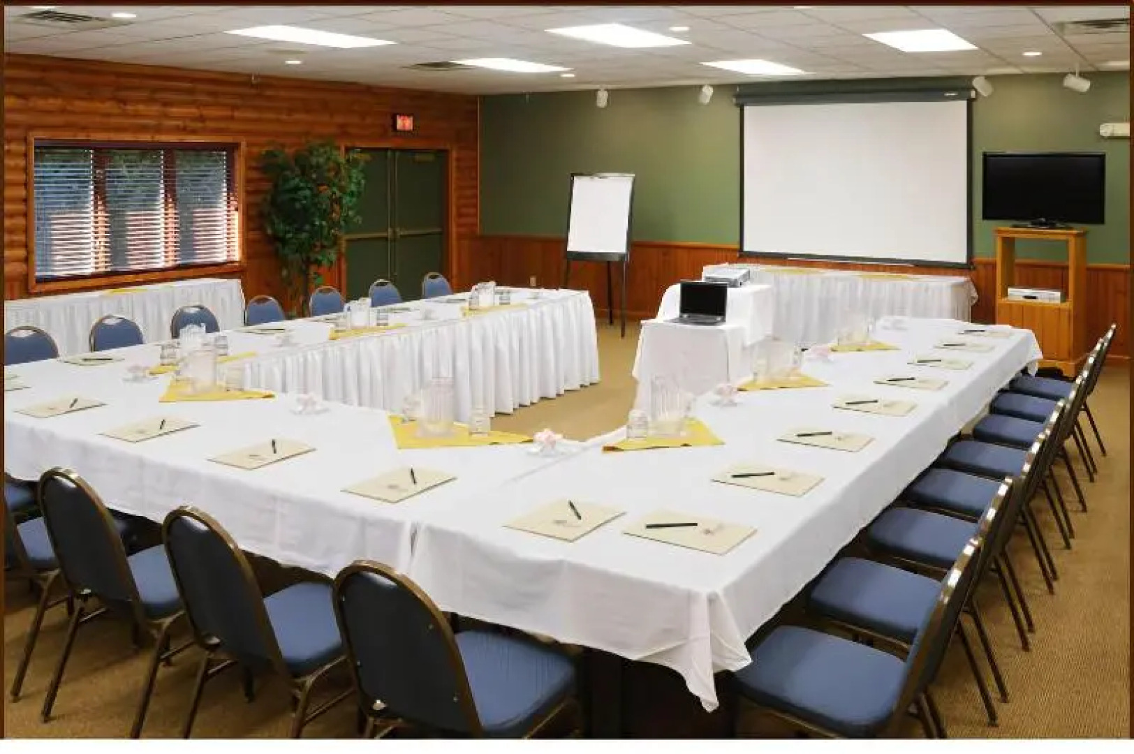 The Pointe Resort and Club