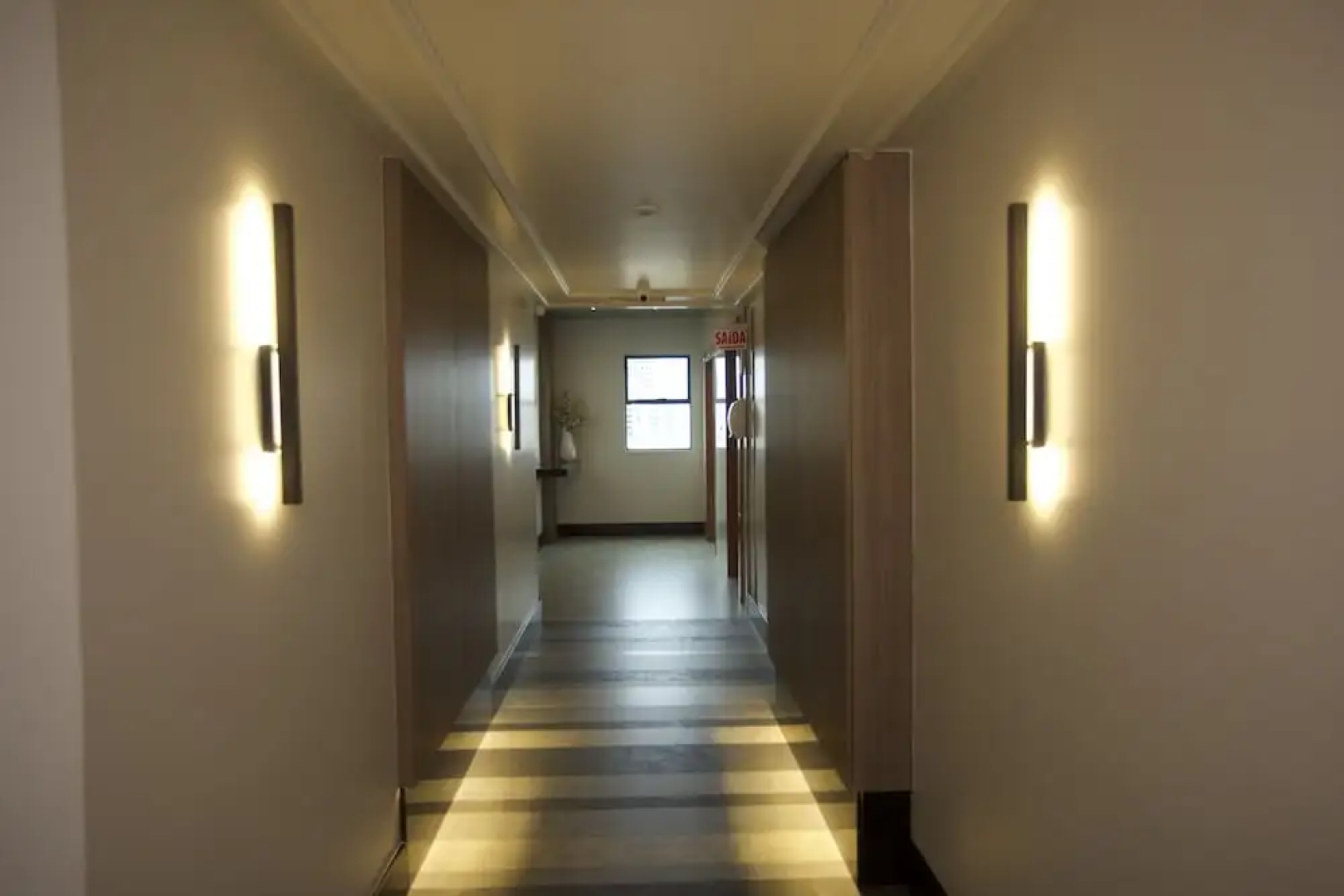Mogano Business Hotel