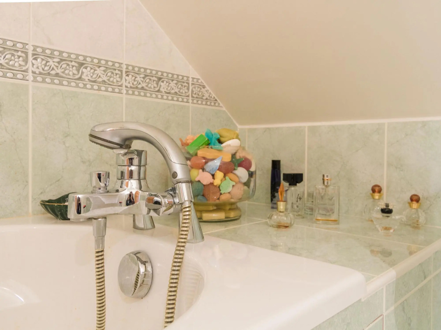 A Comfortable Way To Go Back in Time To Find Space, Tranquillity And Nature