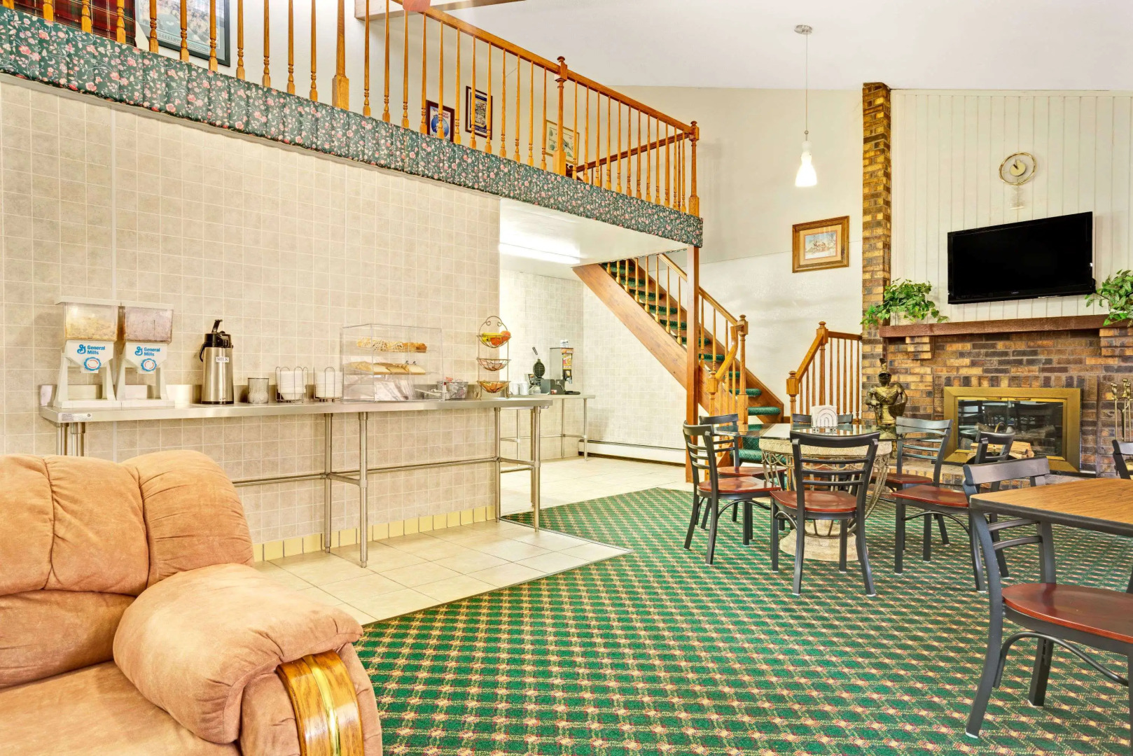 Travelodge by Wyndham Valleyfair Shakopee