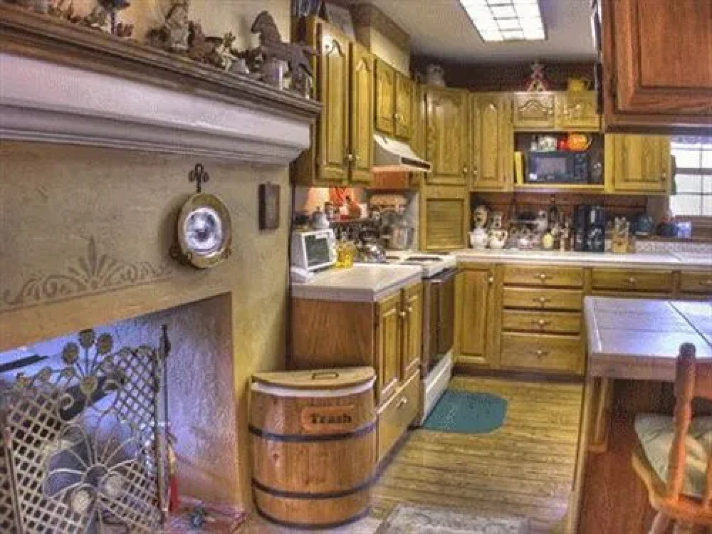 The Log House Lodge Bed & Breakfast