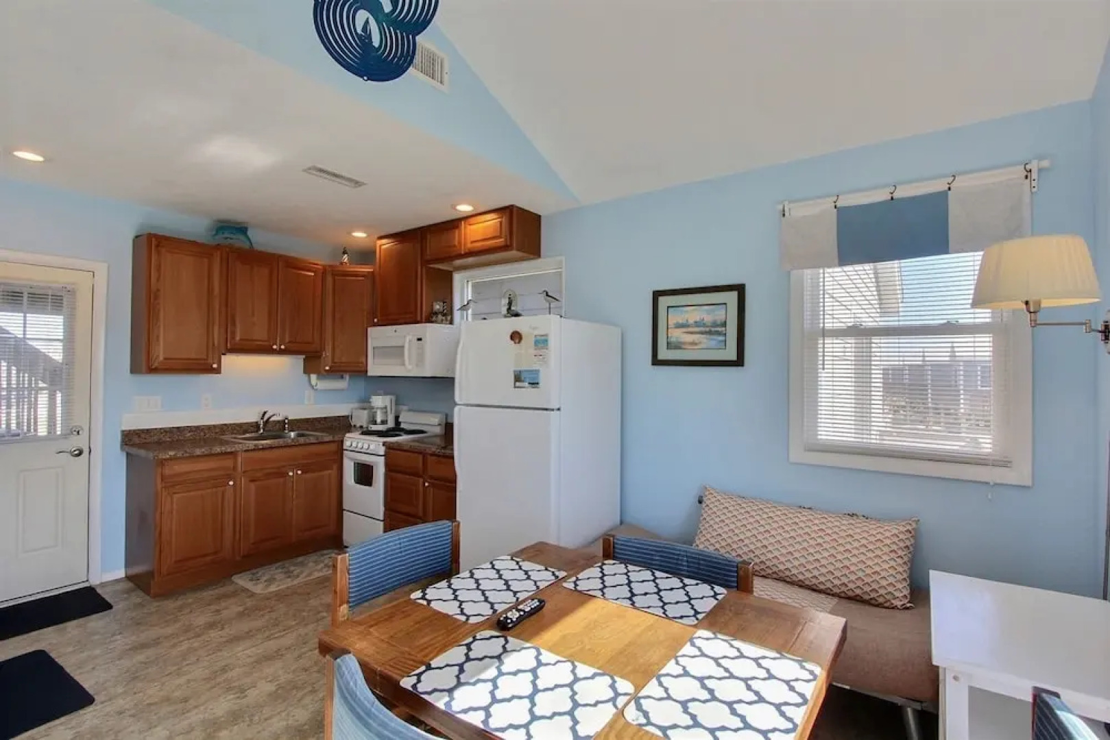 29 Cabana Anna Studio Bedroom Condo by RedAwning