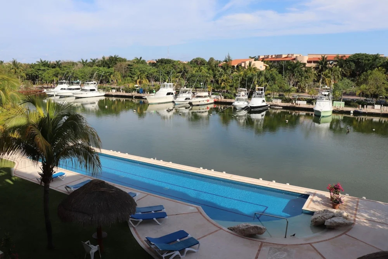 Porto Bello Gran Marina by GuruHotel