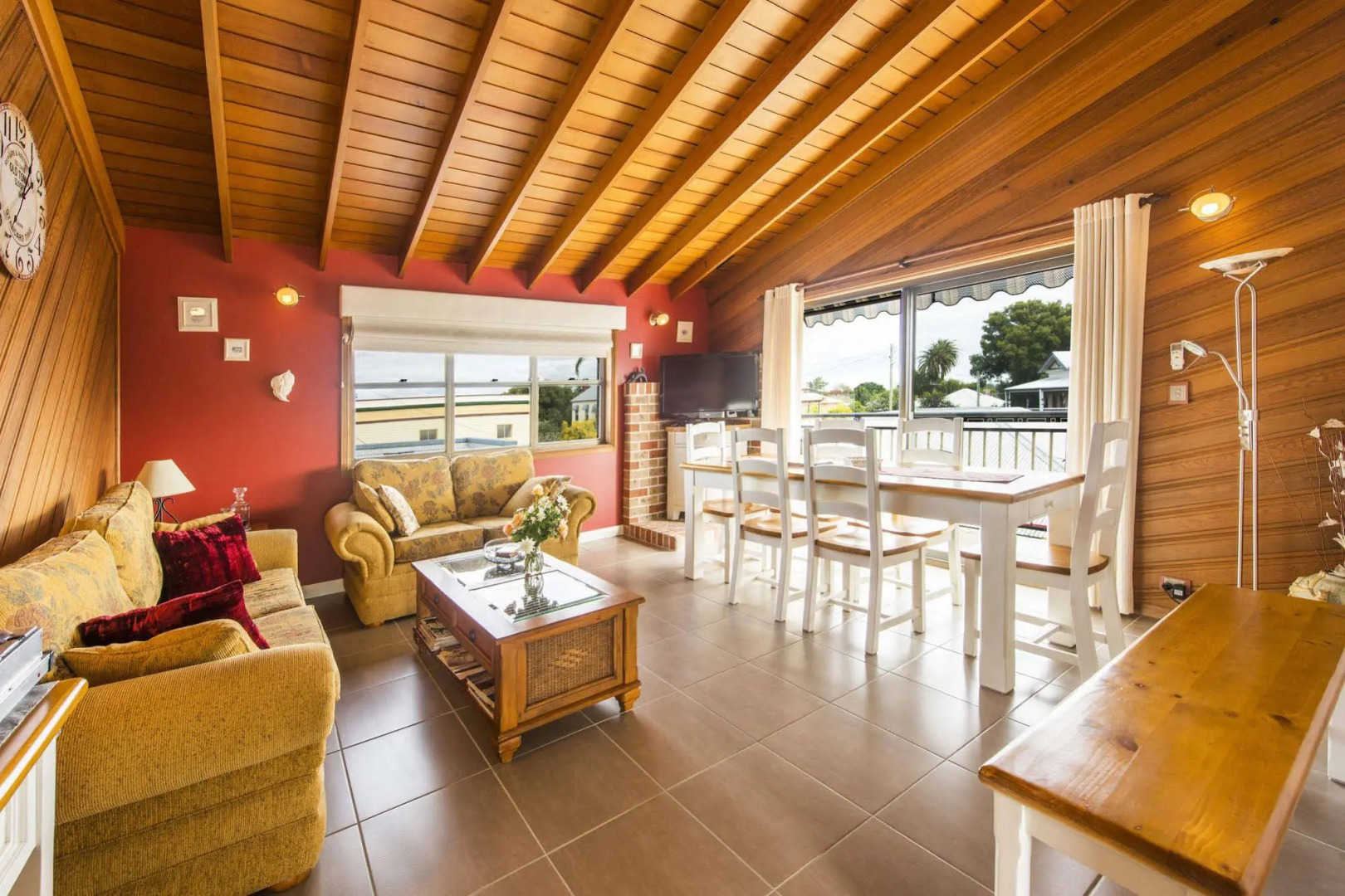 Rooftops Bed and Breakfast