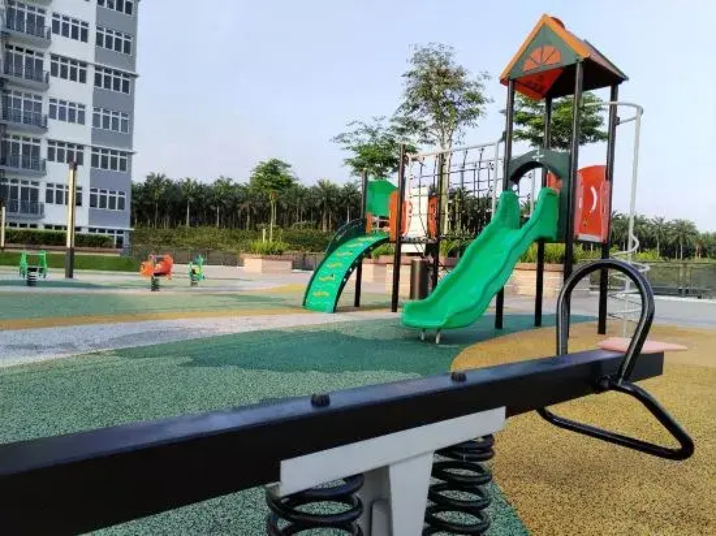 Camellia Residence ForestView near Eco Palladium Seri Austin Johor Bahru by  Harmony Homestay