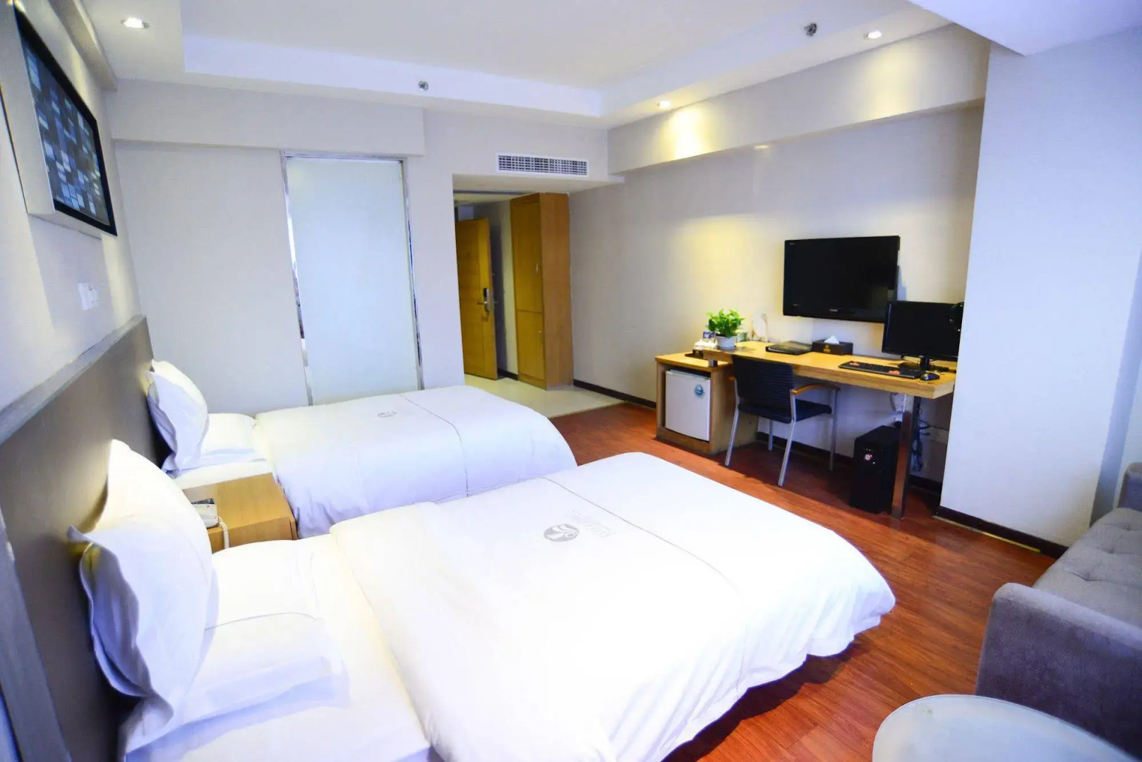 Insail Hotels Railway Station Guangzhou