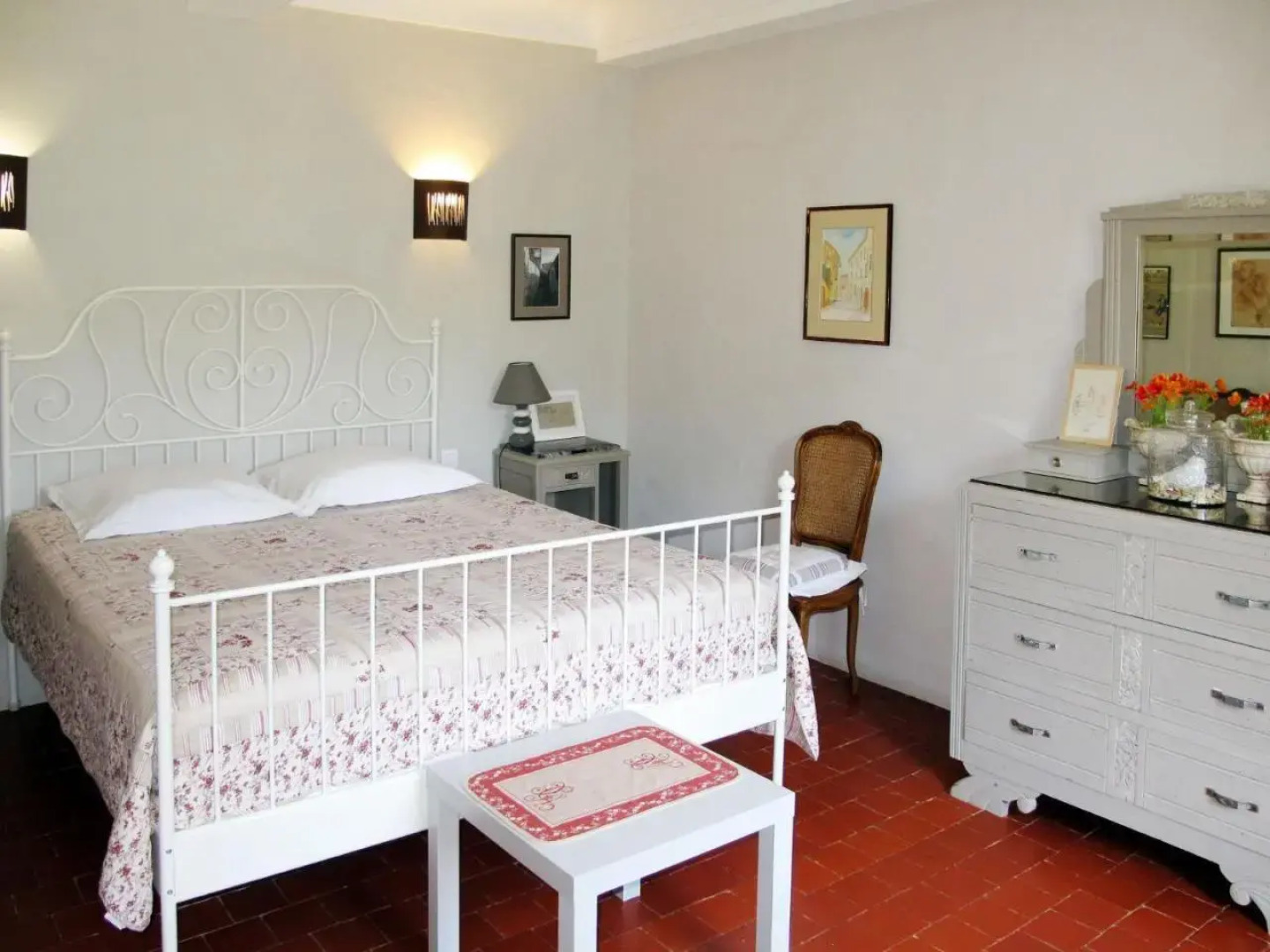 Holiday Home L'Olivier - MBE102