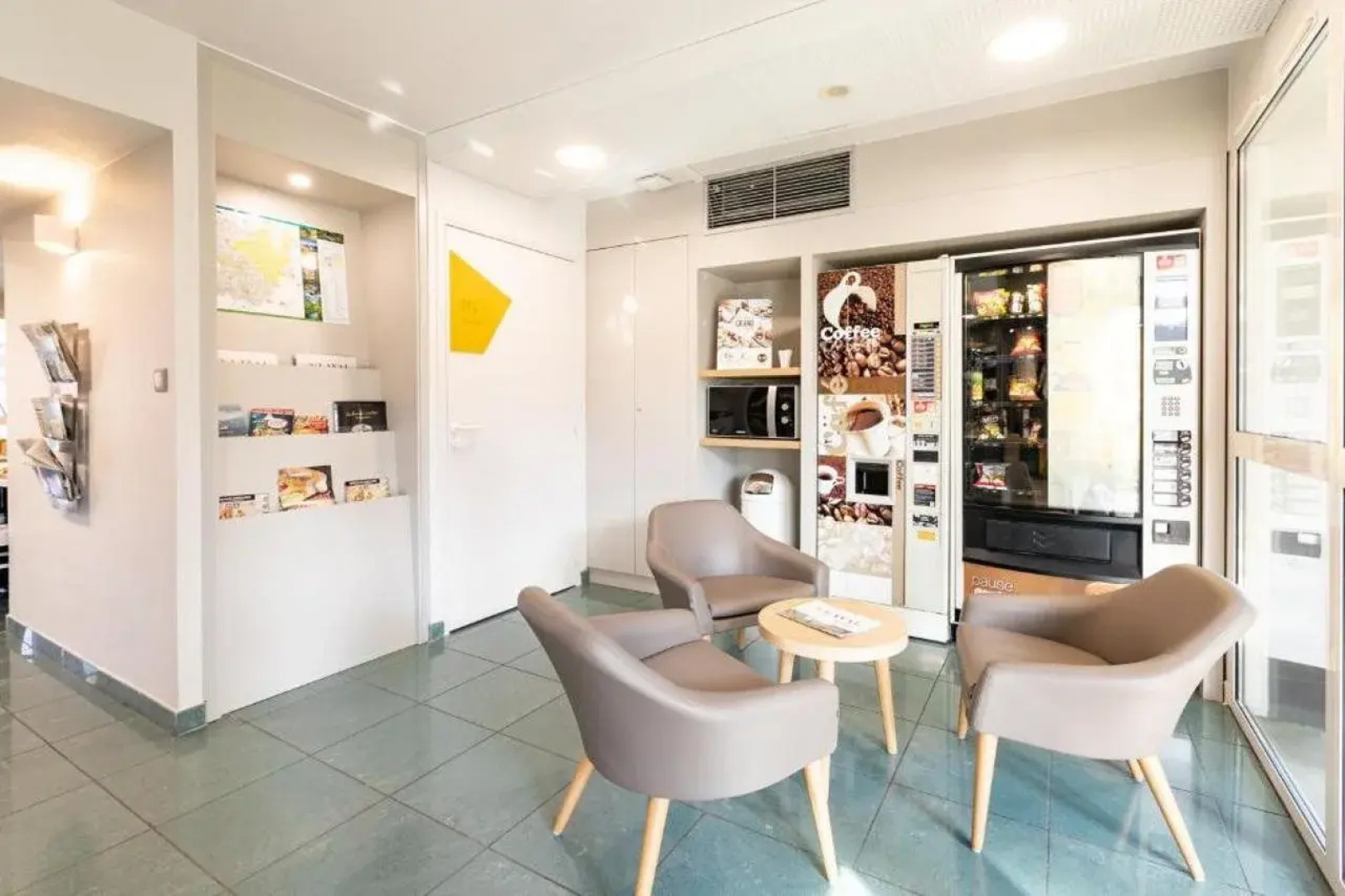 B&B HOTEL Laval Changé