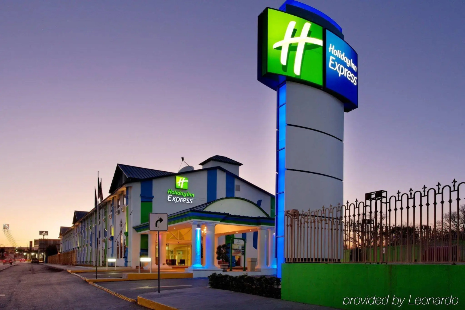 Holiday Inn Express Piedras Negras by IHG
