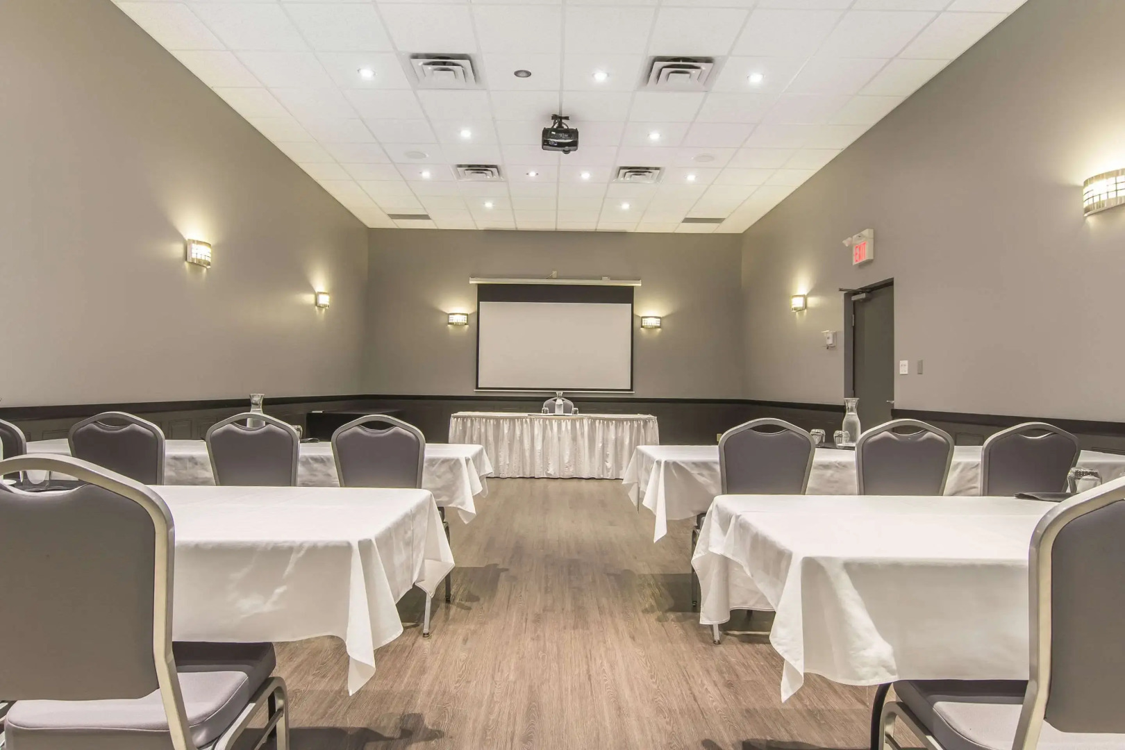 Quattro Hotel & Conf. Centre, an Ascend Collection Hotel