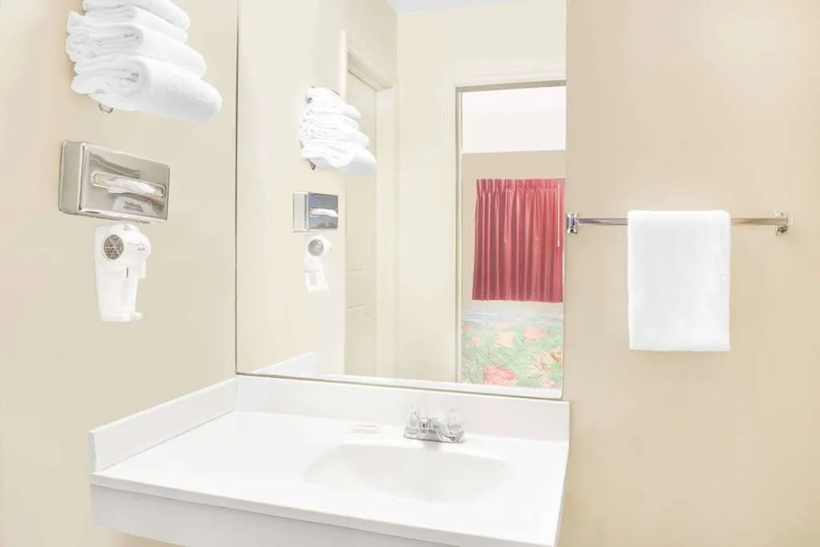 Knights Inn New Philadelphia