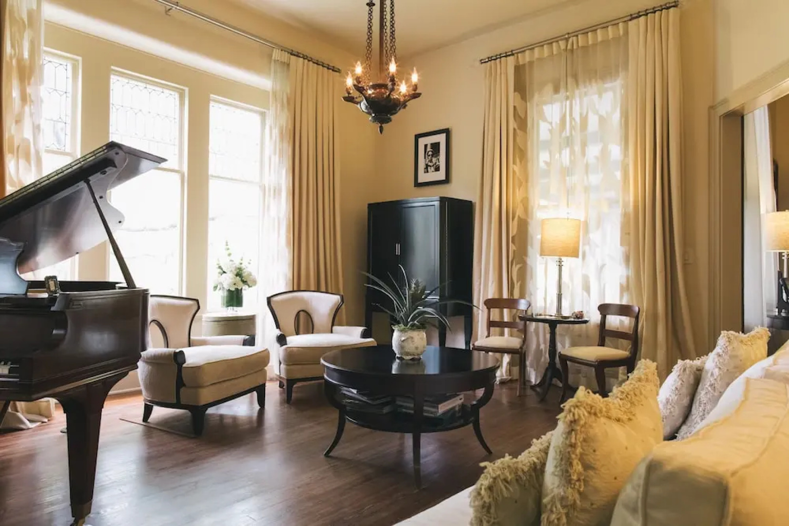 Stonehurst Place Bed & Breakfast