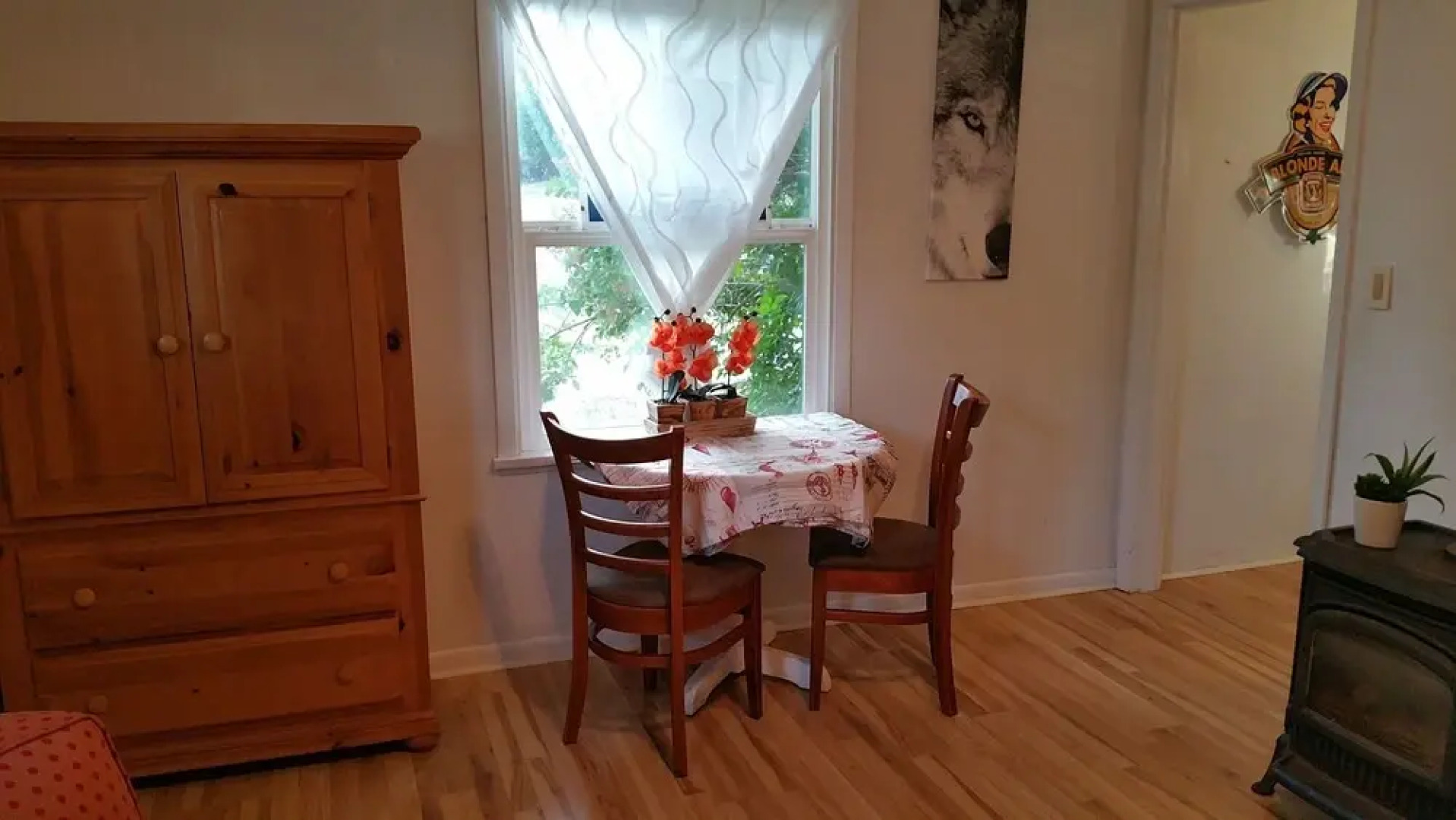 Cute Smarthouse Granite Close to Lake 1