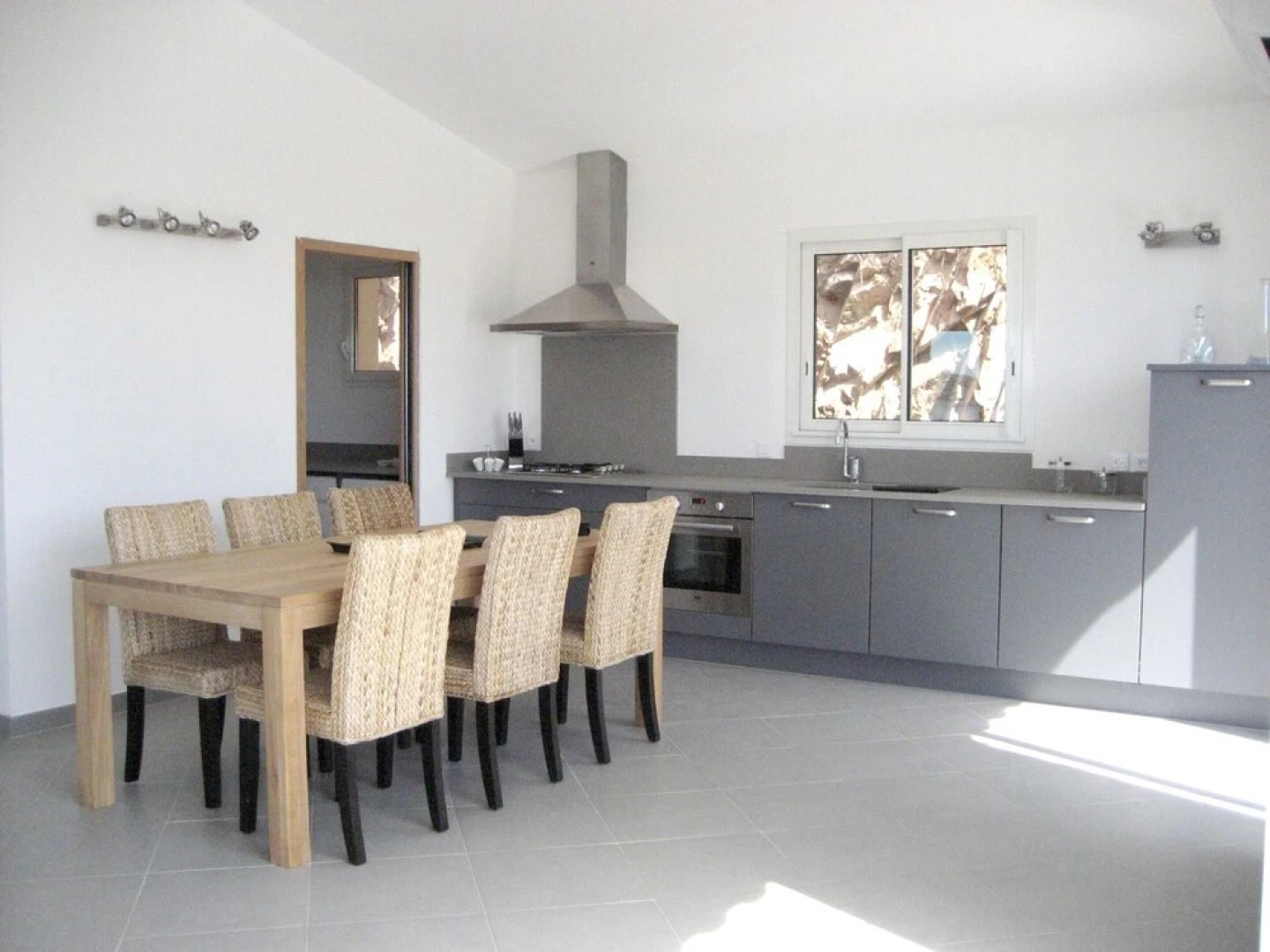 Villa with 5 Bedrooms in Sainte-Lucie de Porto-Vecchio, Zonza, with Private Pool, Enclosed Garden And Wifi - 150 M From the Beach