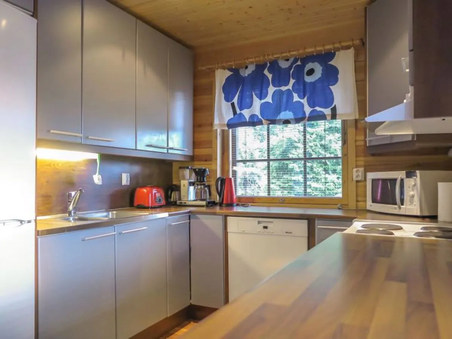 Holiday Home Kärpänrinne b