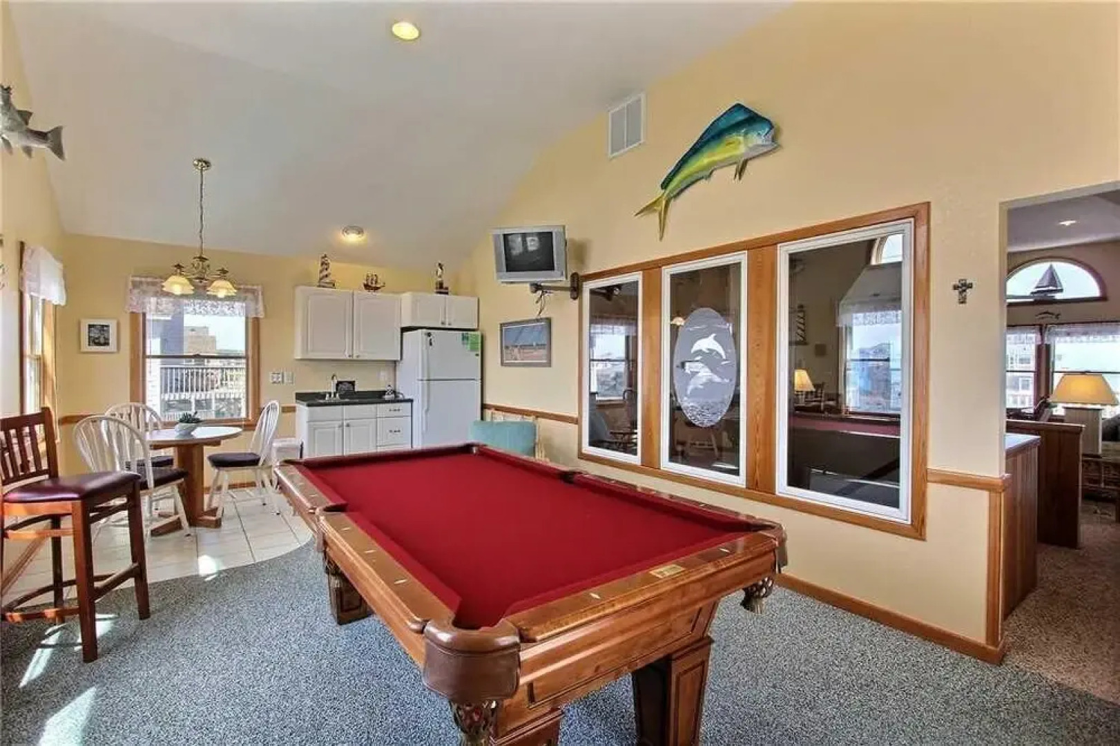 Surfs Inn #35 5 6 Br Home